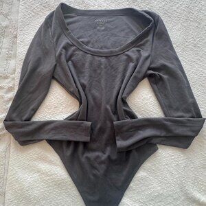 Ribbed AE Bodysuit in Grey Size L